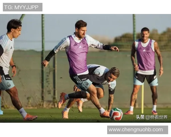 绿茵场上的魔术师:科莫队晒帕斯晃倒劳塔罗,艺术与激情的瞬间 绿茵场上的魔术师:科莫队晒帕斯晃倒劳塔罗,艺术与激情的瞬间