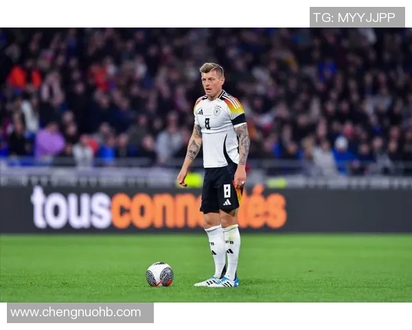 皇马曼城二选一:第一中场未来归属,星耀伯纳乌还是伊蒂哈德? 皇马曼城二选一:第一中场未来归属,星耀伯纳乌还是伊蒂哈德?